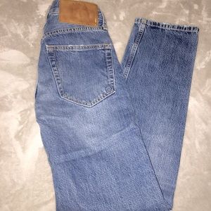 ZARA straight leg jeans 💛💛